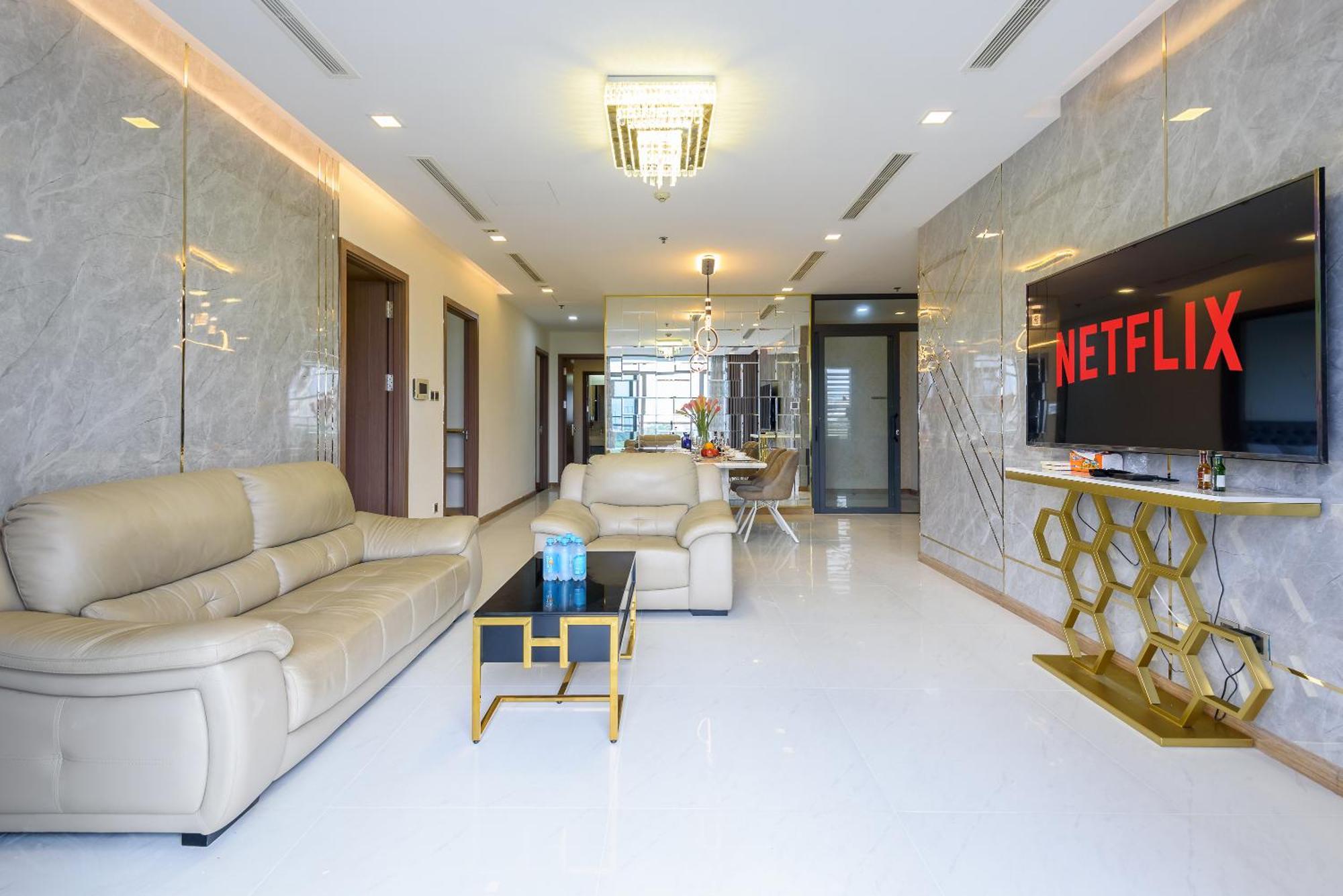Vinhomes Residences Luxury Homestay